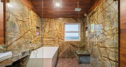 Charming 5 BD Victorian House by Beach Boardwalk