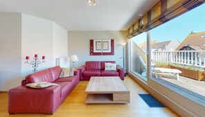 Apartment | Living room - Duplex in Knokke Near North Sea Beach (Knokke-Heist)