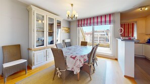 Apartment | Dining - Duplex in Knokke Near North Sea Beach (Knokke-Heist)