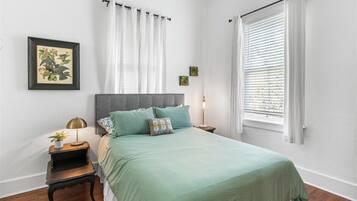 3 camere, ferro/asse da stiro, Wi-Fi gratuito, lenzuola