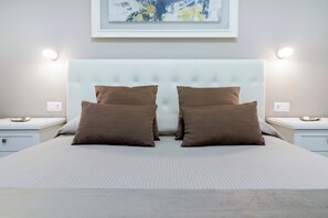 Chambre Deluxe double, vue sur la ville | Literie hypoallergénique, minibar, rideaux d’obscurcissement