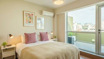 Family Apartment, River View | Iron/ironing board, travel crib, free WiFi, bed sheets