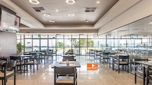 Apartment | Dining