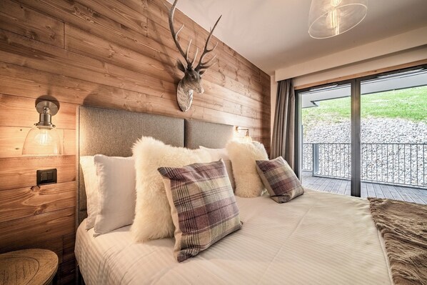 3 bedrooms, iron/ironing board, free WiFi, bed sheets - Mathilde – Stylish Alpine Escape in Les Houches (Les Houches)