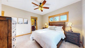 3 bedrooms, iron/ironing board, travel cot, free WiFi