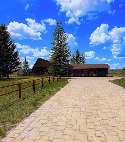 Pinedale's Mountain Vista