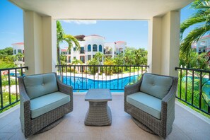 Deluxe Condo, Balcony, Garden View | Terrace/patio
