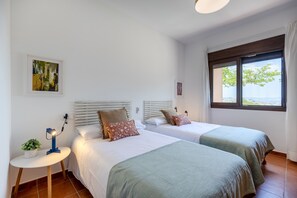 4 dormitoris, bressols gratuïts i roba de llit 