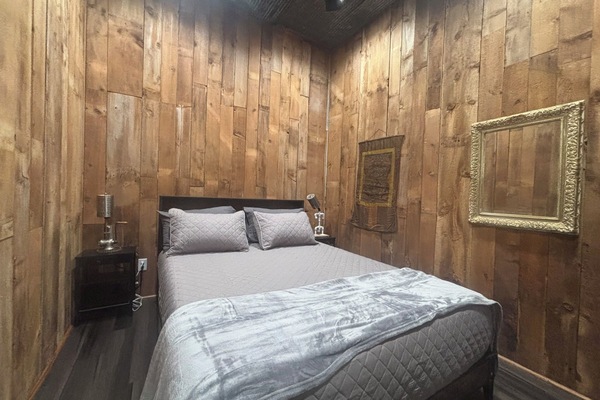 2 dormitoris, planxa i posts de planxar, wifi i roba de llit