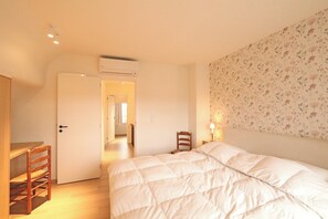 Villa | 5 bedrooms, individually furnished, iron/ironing board