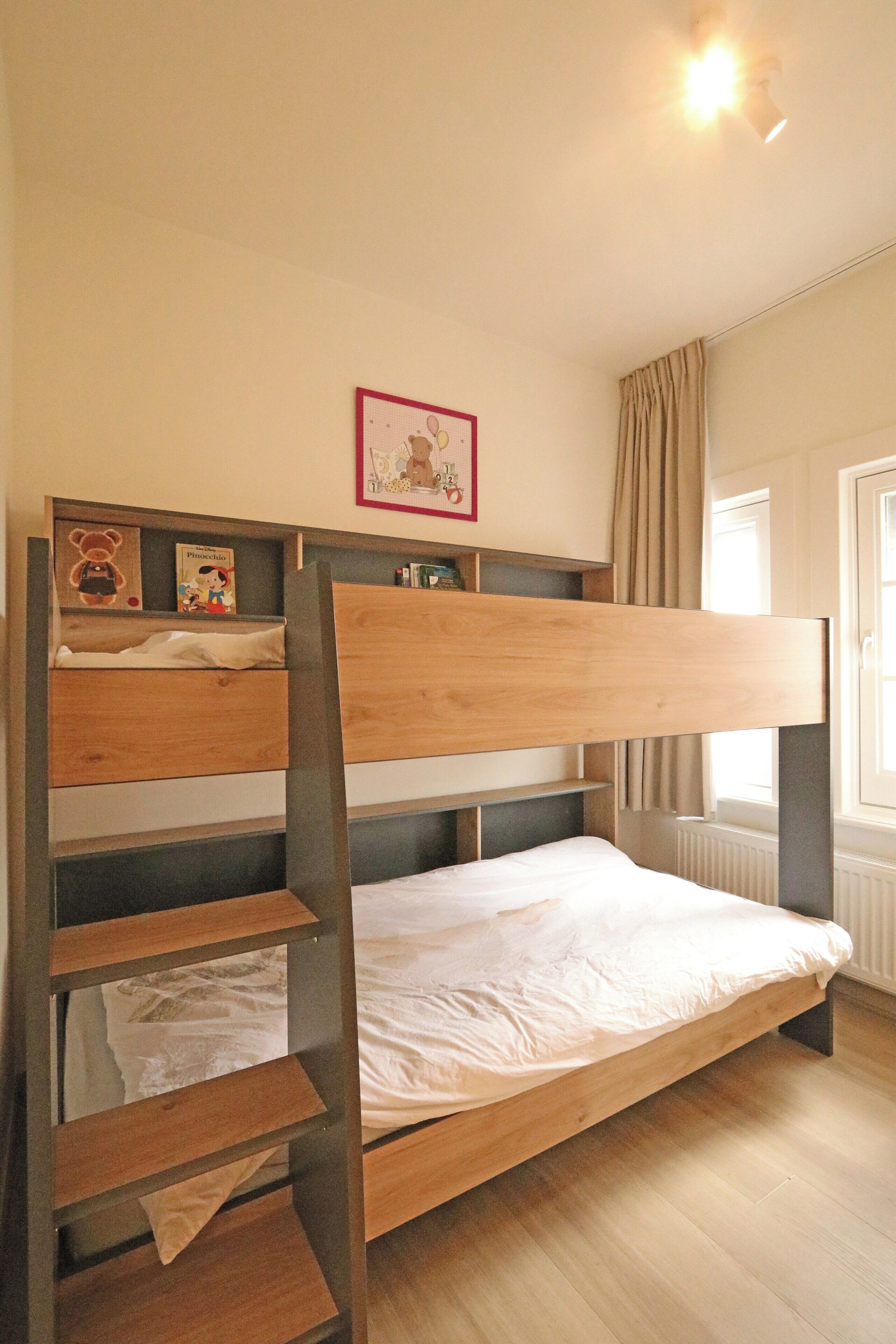 Vila | 5 quartos, ferros/tábuas de passar roupa, individualmente mobiliados