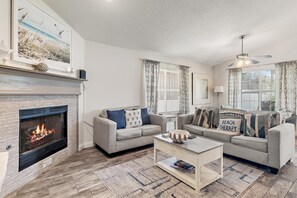 House, Multiple Beds (Happy Horizons) | Living area