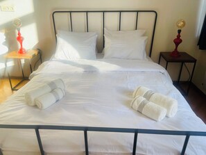 Deluxe Double Room, City View - Bonito (Tbilisi)
