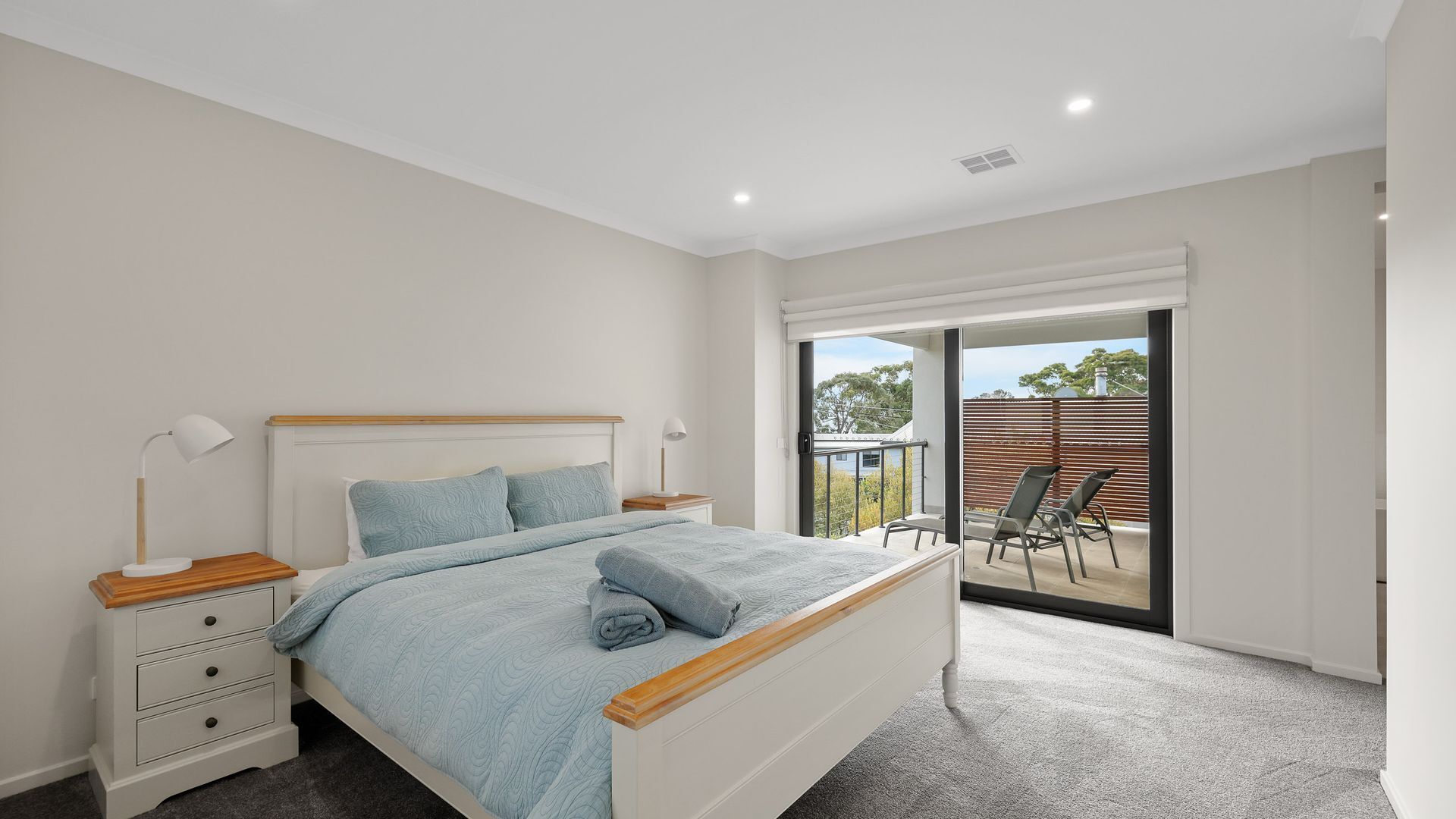 5 bedrooms, iron/ironing board, travel cot, Internet