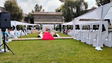 Área externa para banquete