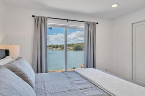 4 chambres, fer et planche à repasser, Wi-Fi, draps fournis