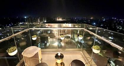 Luxe heaven Heights 15th Patio