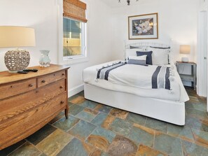 4 habitaciones, wifi gratis y ropa de cama 
