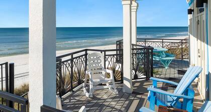Coastal Gains: Where the Gulf is Your Backyard!