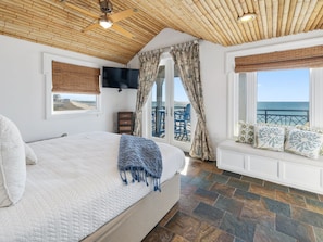 4 bedrooms, free WiFi, bed sheets