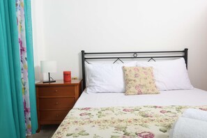 3 dormitorios, tabla de planchar con plancha, wifi y ropa de cama