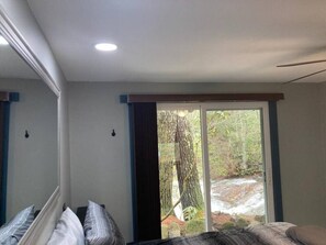 1 chambre, bureau, Wi-Fi, draps fournis