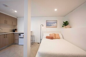 2 bedrooms