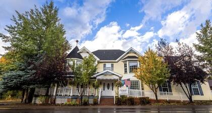 StoneFly Studio at Dragonfly Flats Creede, Co