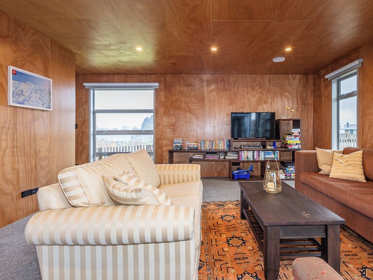 Mountain Haus - Ohakune Holiday Home - オハクネ