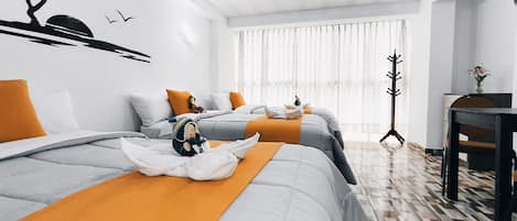 Habitación triple clásica | Escritorio y wifi gratis