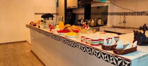 Desayuno buffet incluido todos los días