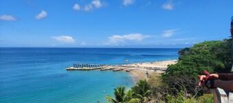 2 bedroom camper, minutes from Aguadilla & Isabela beaches with AC and comfort.