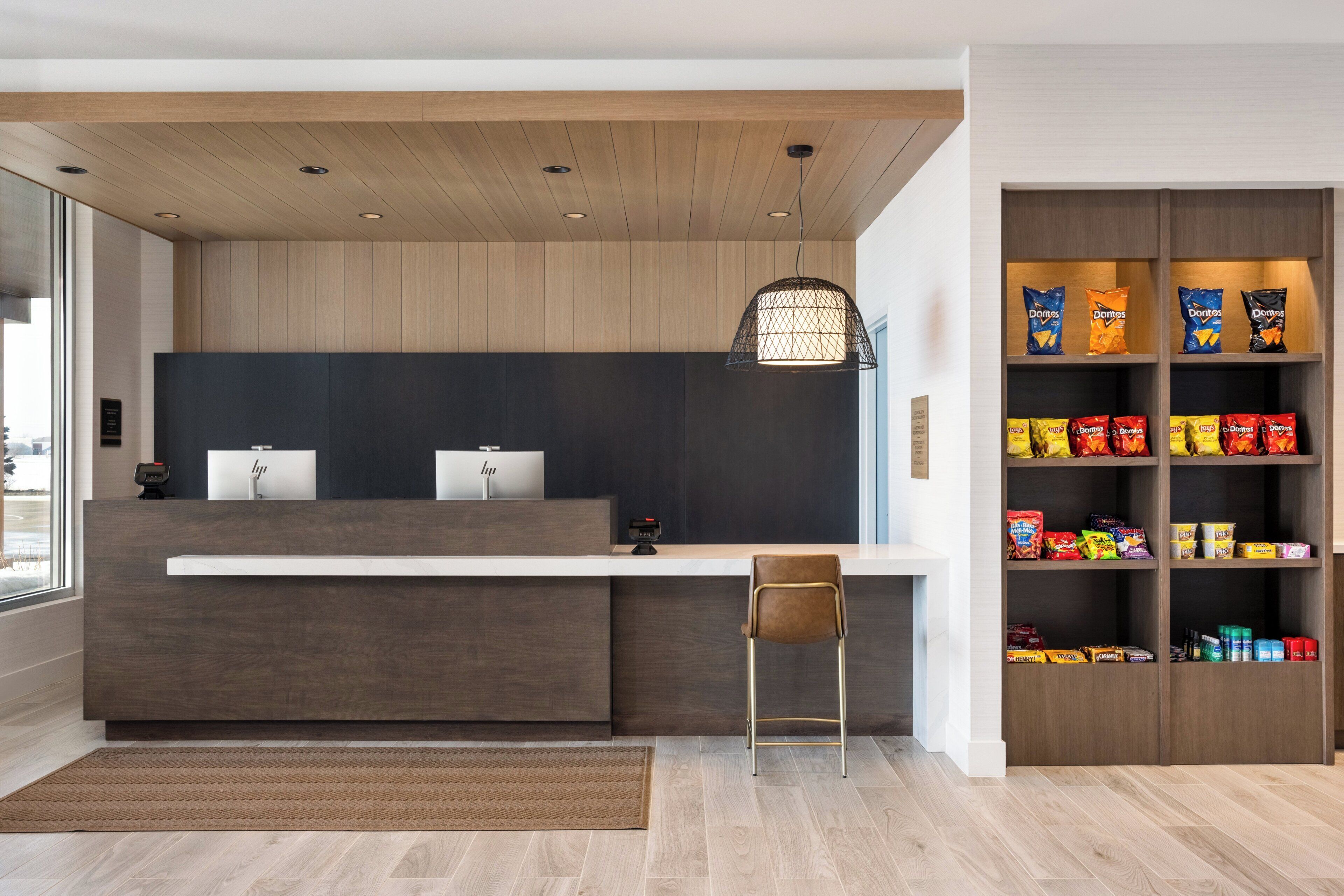 المنشأة من الخارج