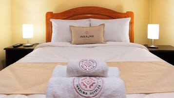 Standard Double Room | Desk, laptop workspace, free WiFi