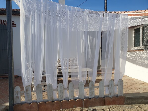 Terrace/patio - Studio La BK'ne for 2 to 4 people, ideal for a motorcycle or cycling adventure with the family (saint cyr en retz)