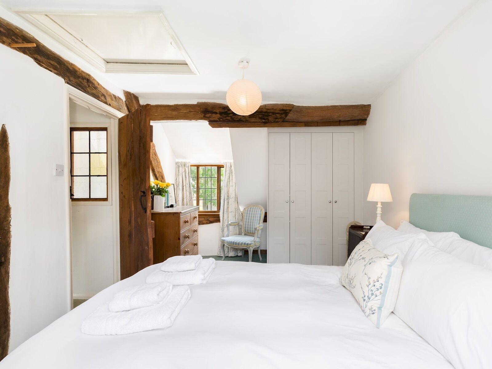 2 chambres, fer et planche à repasser, Wi-Fi gratuit, draps fournis