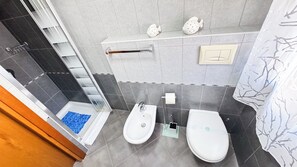 Dutxa, bidet i tovalloles 