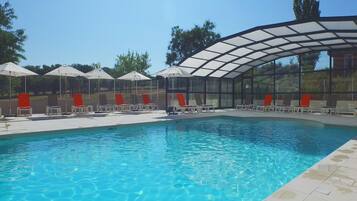 Apartment | Pool | Indoor pool, outdoor pool