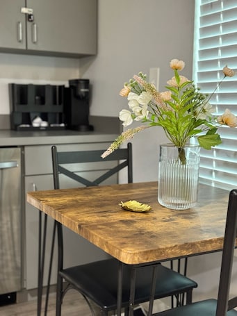 Dining. Nordic Style Apt Near Downtown Dallas Design District | 1 BR, 1BT, sleeps upto 5