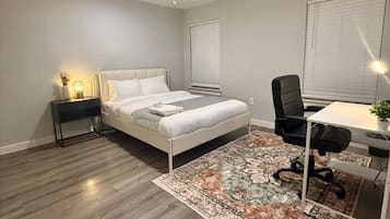 1 bedroom, desk, iron/ironing board, free WiFi