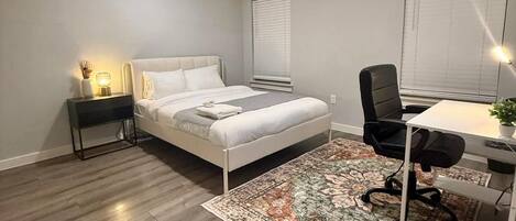 1 bedroom, desk, iron/ironing board, free WiFi