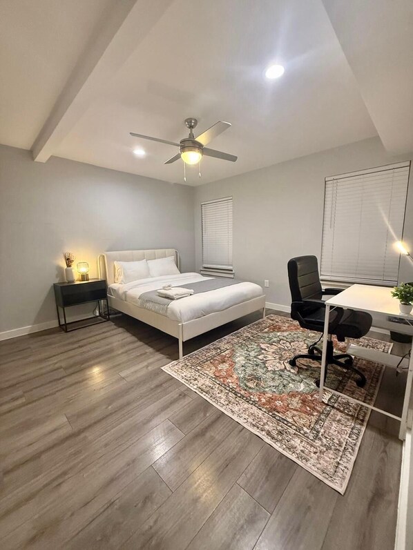 1 bedroom, desk, iron/ironing board, free WiFi