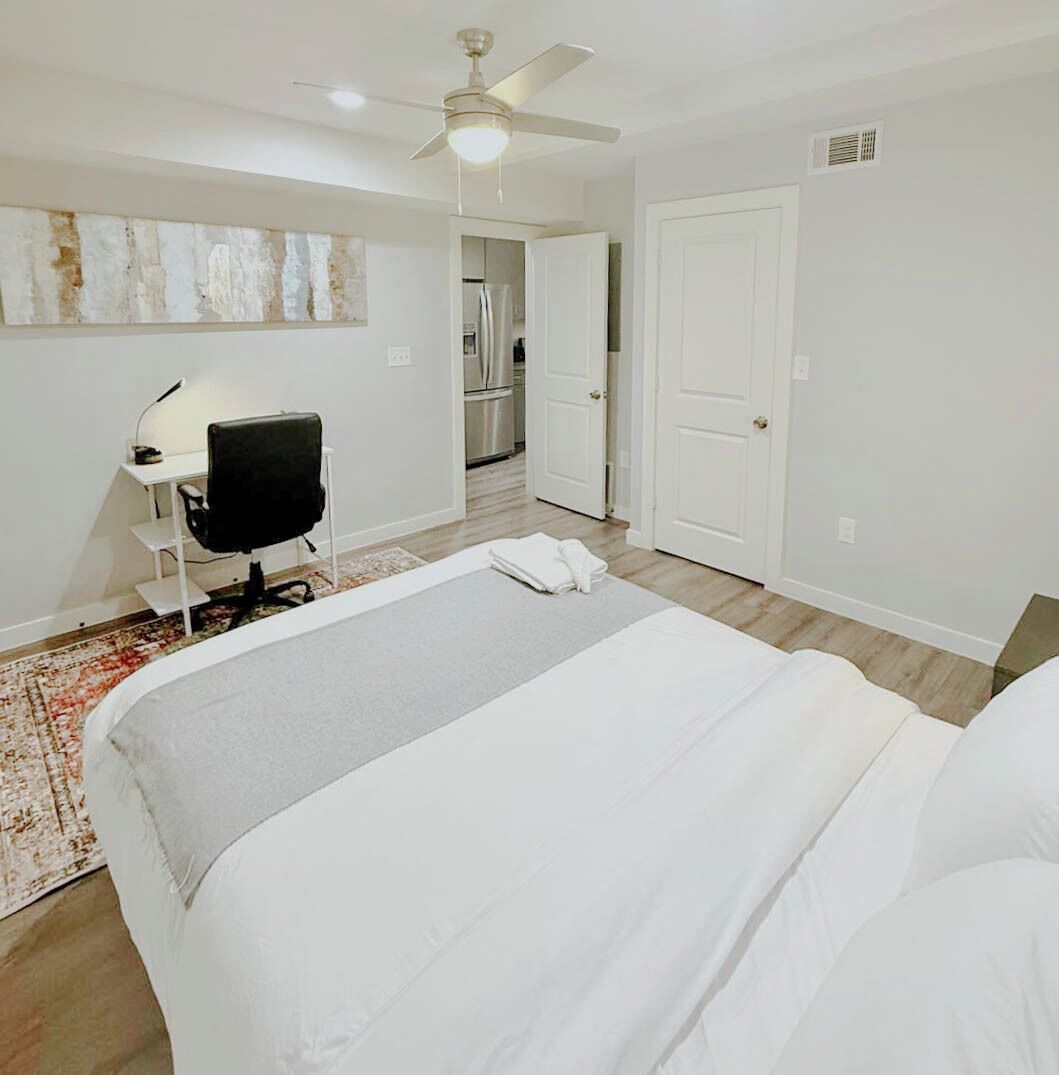 1 chambre, bureau, fer et planche à repasser, Wi-Fi gratuit