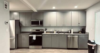 Adorable 1-bedroom bed & breakfast in Dallas