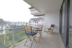 Apartment | Balcony