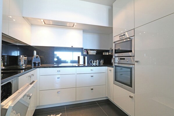 Apartment | Private kitchen