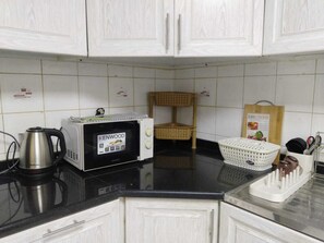 Microwave, stovetop