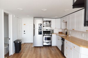 Microwave, oven, stovetop, dishwasher