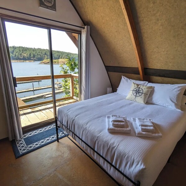 Chalet, Ocean View | 1 bedroom, free WiFi