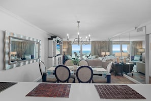 Condo, Multiple Beds (Shoreline Towers 1113) | Interior - Shoreline Towers 1113 (Destin)